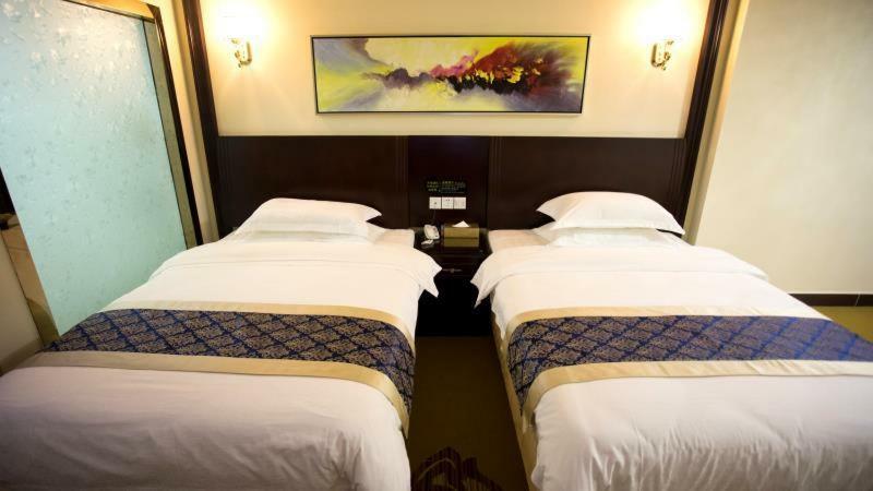 Longhui Business Hotel Huizhou  Dış mekan fotoğraf